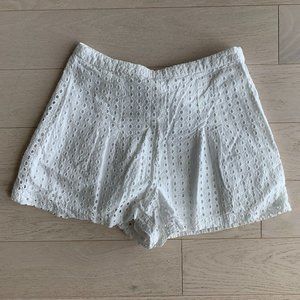 Forever 21 White Eyelet Shorts - Small